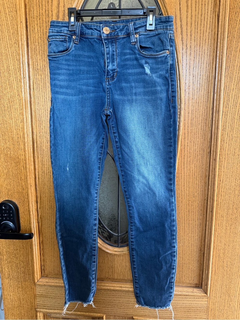 STS Blue Women’s Skinny Jeans Size 28 Distressed Raw Hem